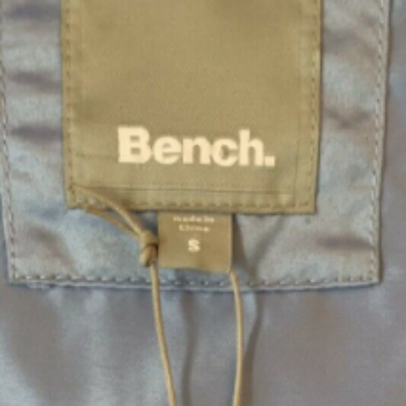 New Bench Girls Blue Bomber Jacket Small Size - Picture 3 of 4